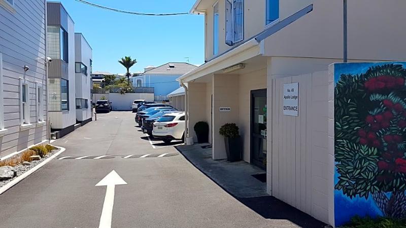 Apollo Lodge - Free Parking Веллингтон Экстерьер фото